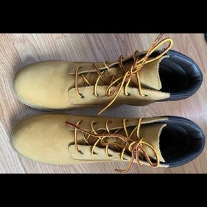 Timberland Women's Amston Wedge Heels Boots 8251A